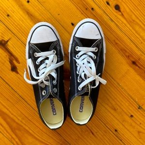 Converse Black Size 7